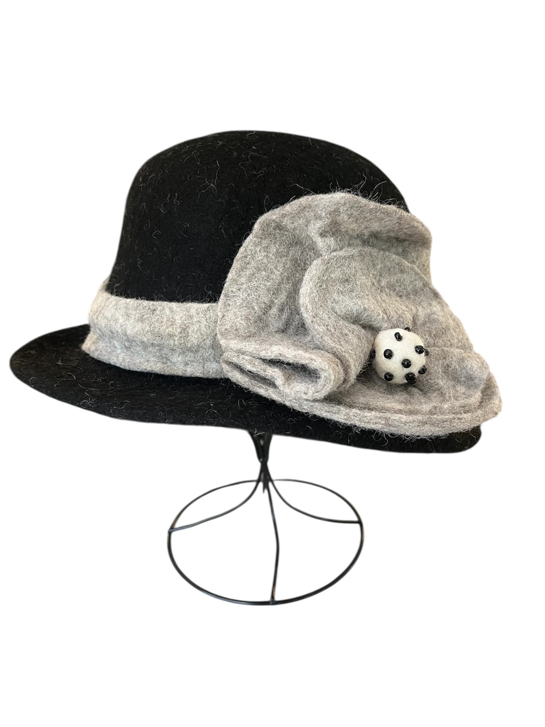 Hat U - Black Hat with Gray Flower and Gray Belt VHATU