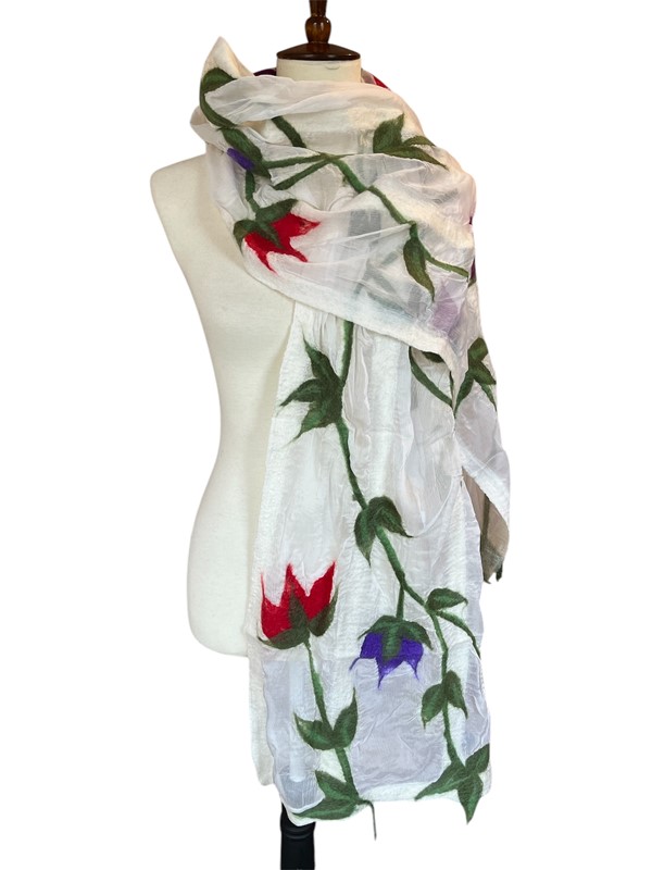 Flower Vine - White SFVW2025